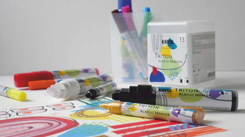 Vom Skizzieren zum Malen: KREUL Triton Acrylmarker halten mit dir Schritt