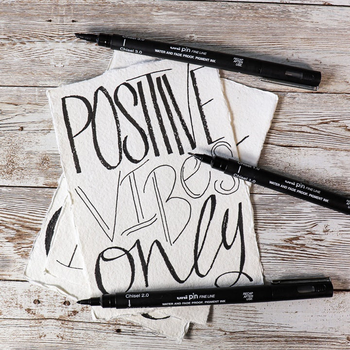 Sada UNI PIN popisovačov fineliner Calligraphy 8 ks — obrázok 5